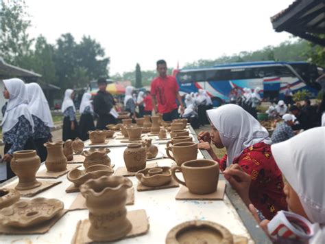 Litbang Keramik Plered Jadi Destinasi Wisata Edukasi Di Purwakarta