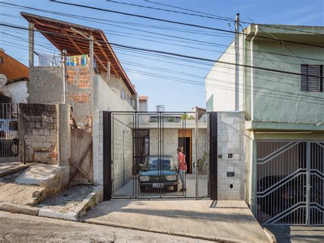 Beauty on a Budget in Brazil: Low-Cost Concrete Block House