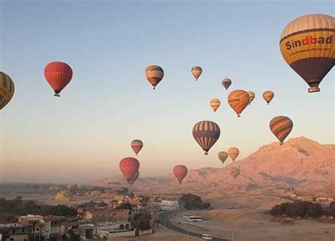 Egypts Civil Aviation Ministry Suspends Hot Air Balloons After Luxor
