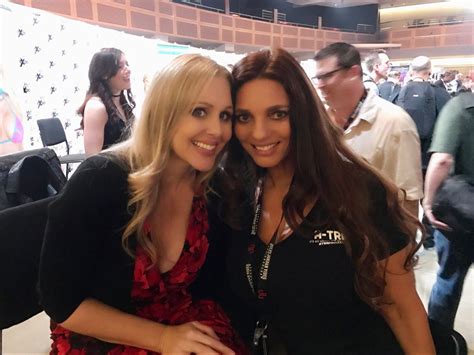 Mindi Mink On Twitter Had A Blast Walking In Tennis Shoes Aeexpo