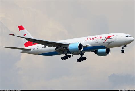 Oe Lpd Austrian Airlines Boeing 777 2z9er Photo By Teerawut Wongdee