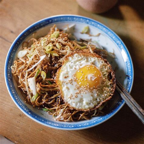 Soy Sauce Chow Mein With A Fried Egg Recipe Sur La Table