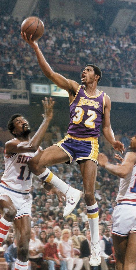 ❤ get the best magic johnson wallpapers on wallpaperset. Magic Johnson | Sports basketball, Nba legends, Sports hero