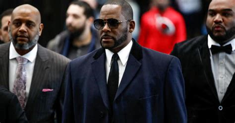 R Kelly Faces Federal Sex Crime Charges Cbs News