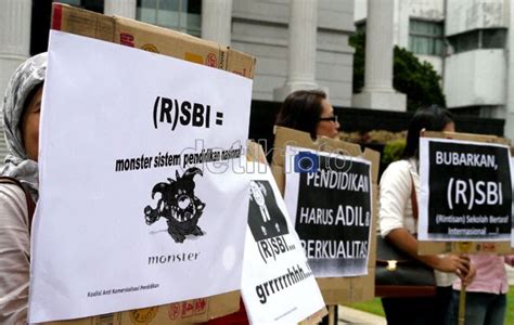 Looking for a remote simultaneous interpretation platform for your next event or need remote interpreting services? RSBI: Positif dan Negatif