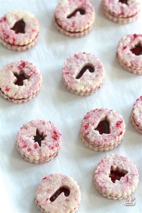Raspberry Linzer Cookies Sweetopia Recipe Raspberry Linzer