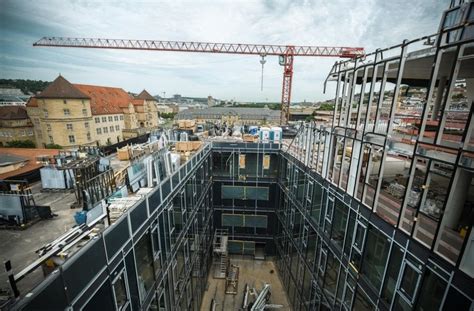 März 2021 einen neuen landtag. Der Blick vom siebten Stock des Dorotheen-Quartiers auf ...
