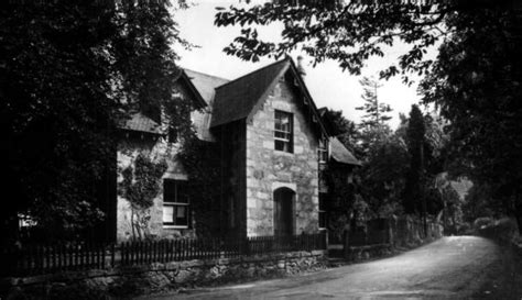Tour Scotland Old Photograph Robert Louis Stevenson Cottage Braemar