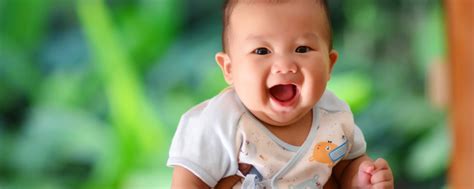 Perkembangan Bayi 6 Bulan Si Kecil Sudah Bisa Apa