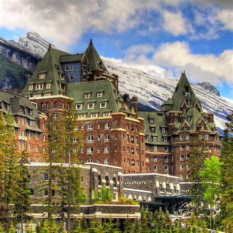 10 Most Popular Interesting Attractions In Canada Our World Stuff