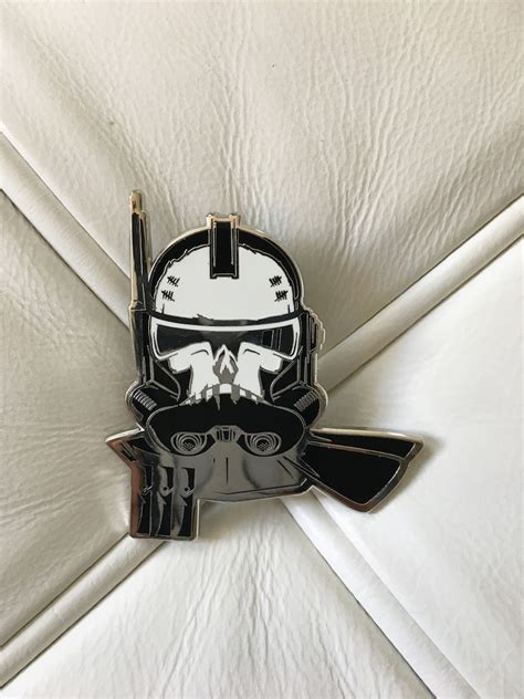 Star Wars Skull Trooper Clone Trooper Helmet Pin Etsy