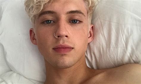 The australian singer, 25, gave a tour of his home, which he purchased after returning home last year following a lengthy stay in. Troye Sivan Wishes He Played Elio in 'Call Me By Your Name ...