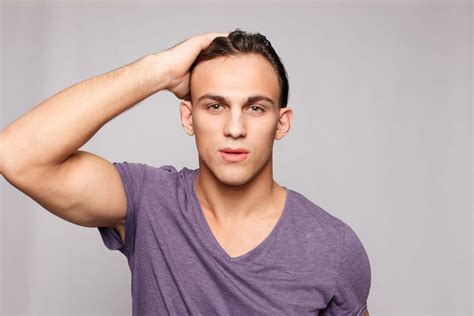 Cheveux Fins Homme : Comment Les Fortifier