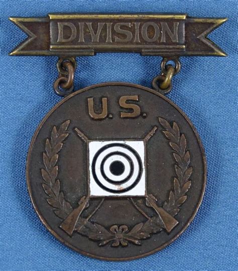 Named 1909 Army Division Bronze Marksmanship Medal For A Corporal In