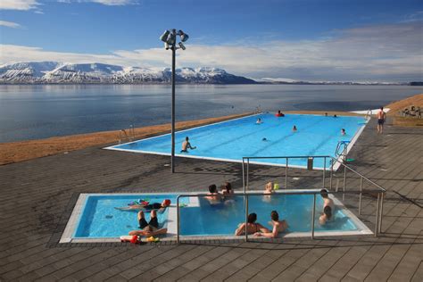 Swimming Pool Culture In Iceland Gj Travel