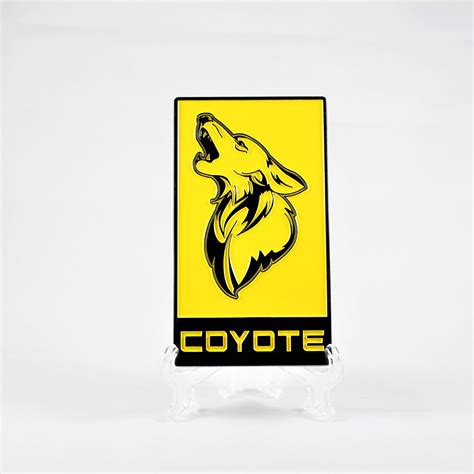 V2 Gt350 Style Realistic Coyote Emblem