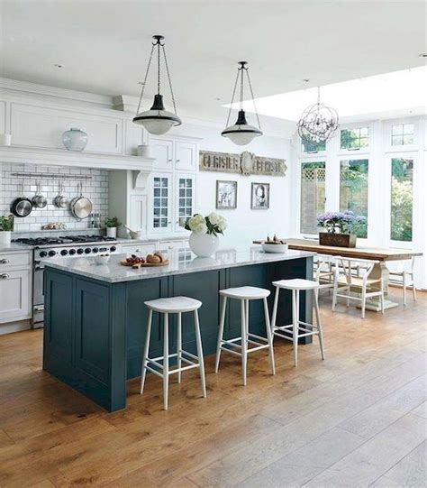 The american kitchen is the hub of household activity. 60 Beautiful Kitchen Island Ideas Design Ideas (14) - Ideaboz