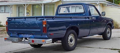 Get both manufacturer and user submitted pics. 1982 Toyota Pickup Hilux, Long Bed - Classic Toyota Pickup 1982 for sale