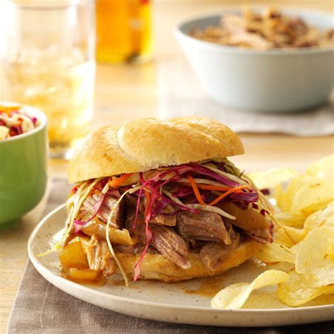 Sweet And Spicy Pulled Pork Sandwiches Recipe How To Make It