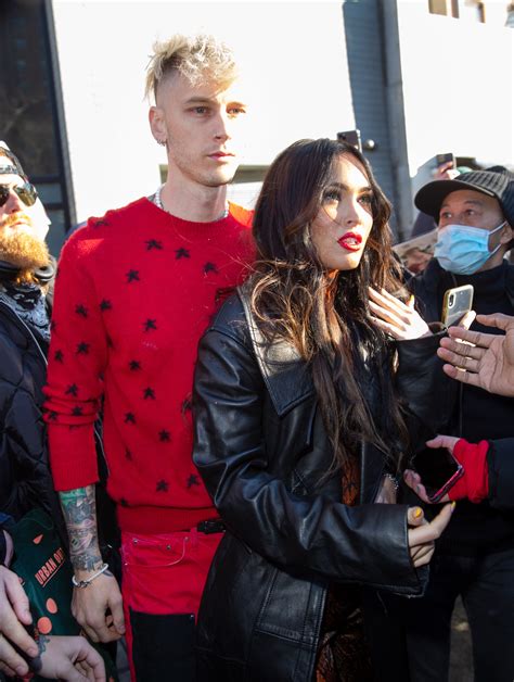 Their ensembles are always coordinated and *stunning*. Megan Fox and Machine Gun Kelly Reportedly "Plan On ...