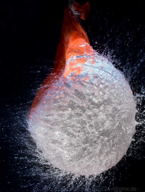 Bursting Water Balloon 1 Strobist 1 Sony Hvl F43am Full Flickr