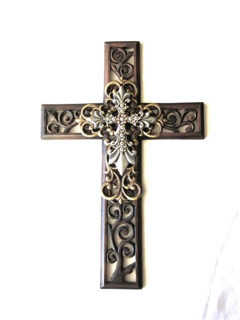 leora lane decor: The Ophelia Wall Cross