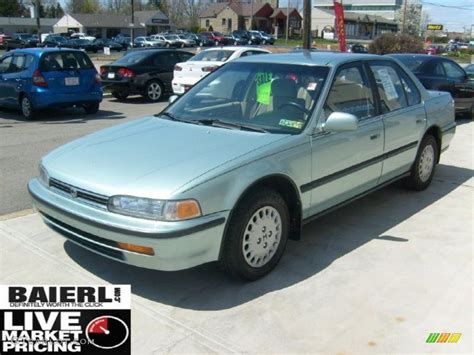 1992 Opal Green Metallic Honda Accord Lx Sedan 48387238 Photo 3