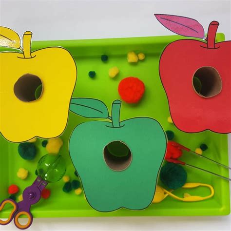 Apple Sorting Print Out Images Of Red Yellow And Green Apples Glue To