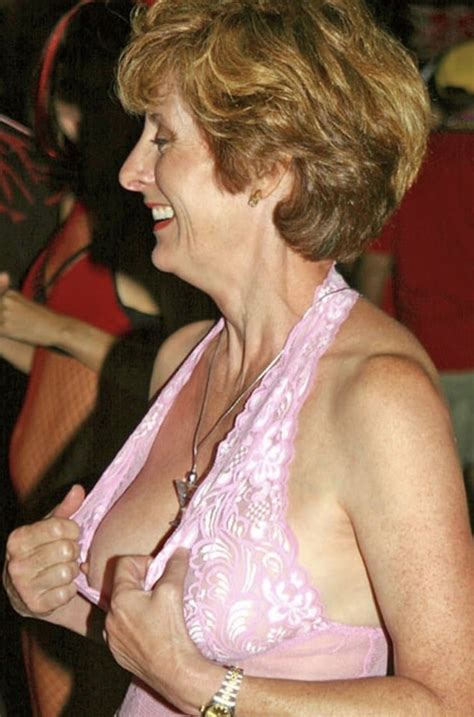 Sexy Gilf Milf And Cleavage 83 Pics Xhamster