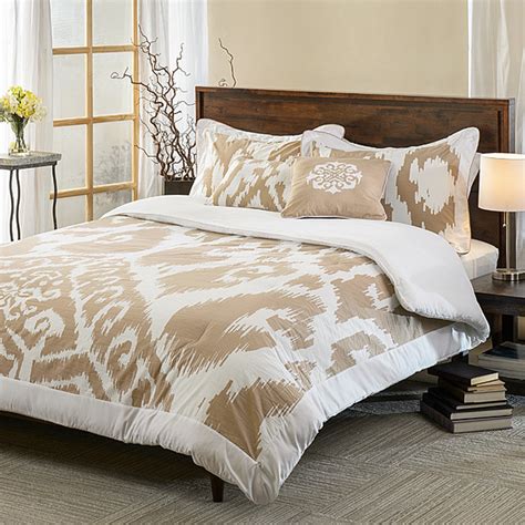 Free shipping on eligible daybed bedding sets like these generally include a bedskirt and shams which are meant to rest. Ubezek Tan and White Cotton Reversible 5-piece Comforter ...