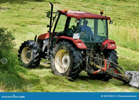 Grass Cutting Stock Image Image Of Grassland Mowing 204732815