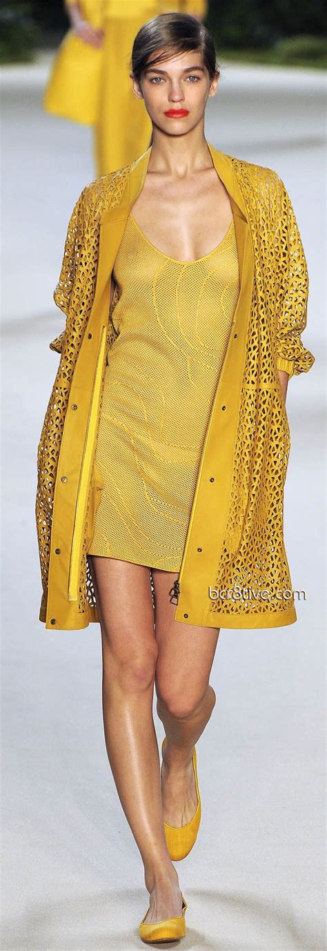 akris spring summer 2013 ready to wear collection moda ropa vestido amarillo