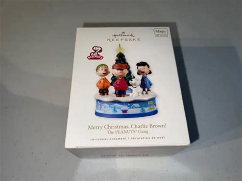 Hallmark Keepsake Magic Merry Christmas Charlie Brown Peanuts Gang