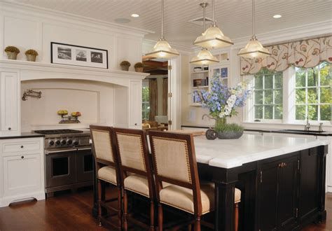 Westchester Charm In Chappaqua Ny Traditional Kitchen New York