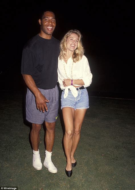 Oj Simpsons Wife Nicole Brown Did Have Affair With Nfl Star Marcus