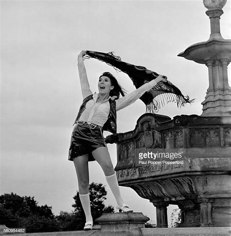 Paul Harris Actor Photos And Premium High Res Pictures Getty Images