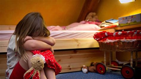 Mehr Kinder Durch Gewalt Und Vernachlässigung Gefährdet Leben
