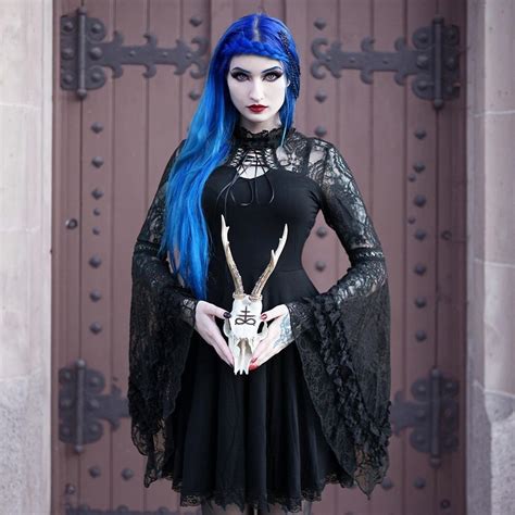 dark beauty gothic beauty dark fashion gothic fashion romantic goth gothic models goth