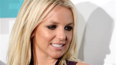 In A Bedroom Video Britney Shows Off Her Nude Body And Declares Shes