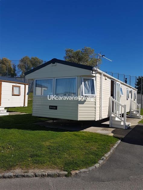 Marine Holiday Park 4 Bedroom Static Caravan For Hire In North Wales