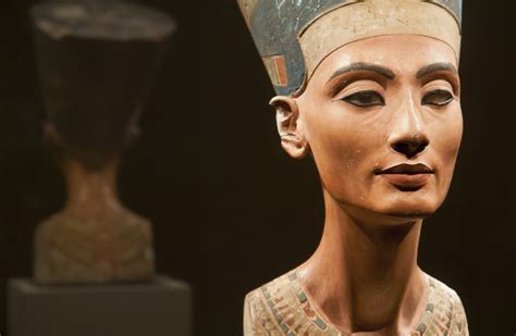 Did An Egyptian Archaeologist Find Legendary Queen Nefertitis Tomb The Jerusalem Post