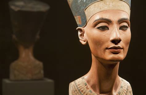 Did An Egyptian Archaeologist Find Legendary Queen Nefertiti S Tomb The Jerusalem Post