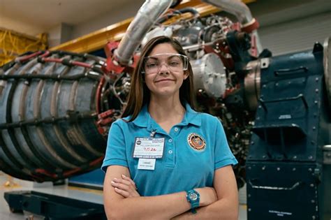 NASA-Trained Alyssa Carson, Age 17, To Be The 1st Person On Mars ...