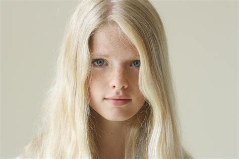 Annemarie Kuus By Yorick Nub Beaut Blonde Platinum Blonde Hair