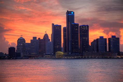 Detroit Skyline Sunset Stock Photos Pictures And Royalty Free Images