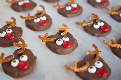 Chocolate Covered Reindeer Pretzels