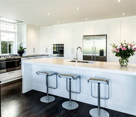 30 Modern Kitchen With White Cabinets Decoomo