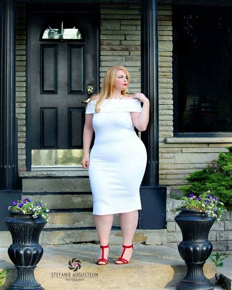 absolutely stunning and yummy as hell thick girl fashion curvy fashion plus size fashion