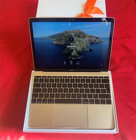 Beautiful Gold Ultra Portable Apple Macbook Retina 12 Inch 2016