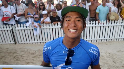 Kanoa Igarashi First Asian Surfer On The World Tour With Pride Gold